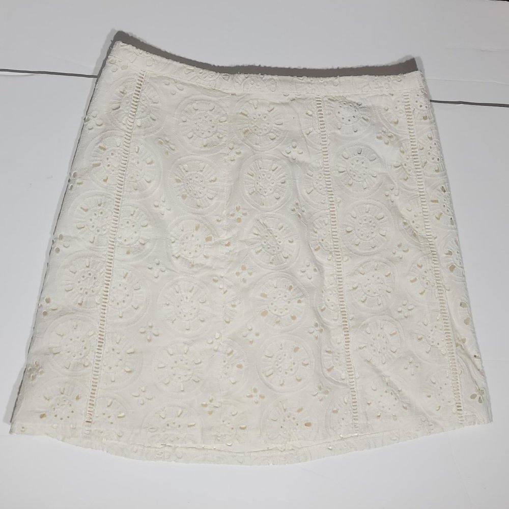 Hollister White Cream Lace Lined Skirt Size 9 Eyelet Short Mini Skater Cotton